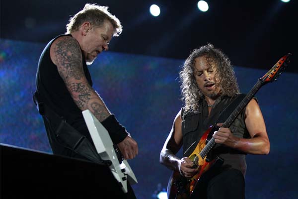 Metallica Fires Up Bangalore