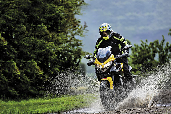 Motorcycle: Benelli's Trek Amazonas 1130