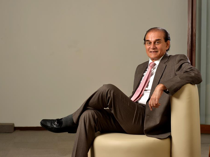Entrepreneurs should take change as an opportunity rather than threat: Harsh Mariwala