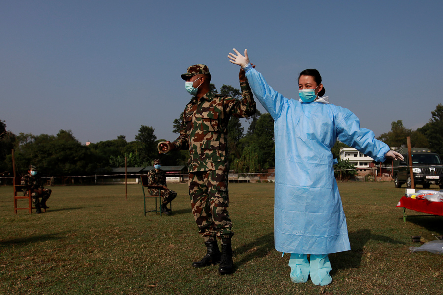 nepal soldiers_rtx8d2lk_bg