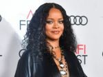 At $1.7 billion, Rihanna is wealthiest female musician in the world