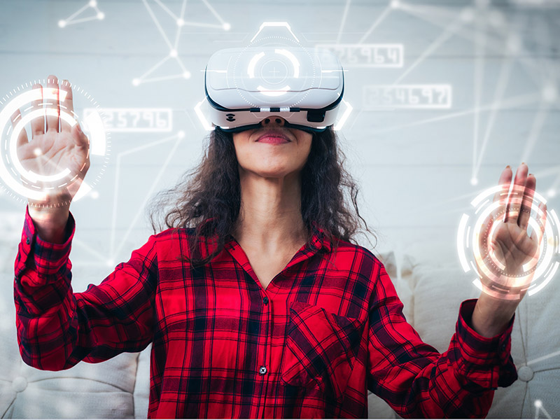 Only 9% of American teens are considering buying a virtual reality headset.
Image: Preechar Bowonkitwanchai / Shutterstock