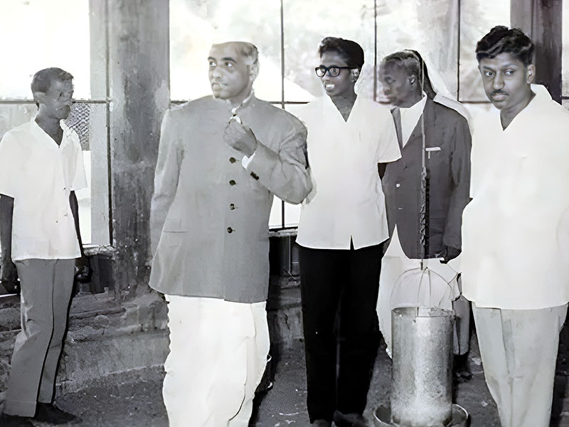 Both Narendra K Pasuparthy (left) and Naveen K Pasuparthy (right) came back from the US to join their father PS Nanda Kumar (centre) in the livestock farming business founded by him in 1963
Image: Selvaprakash Lakshmanan for Forbes India