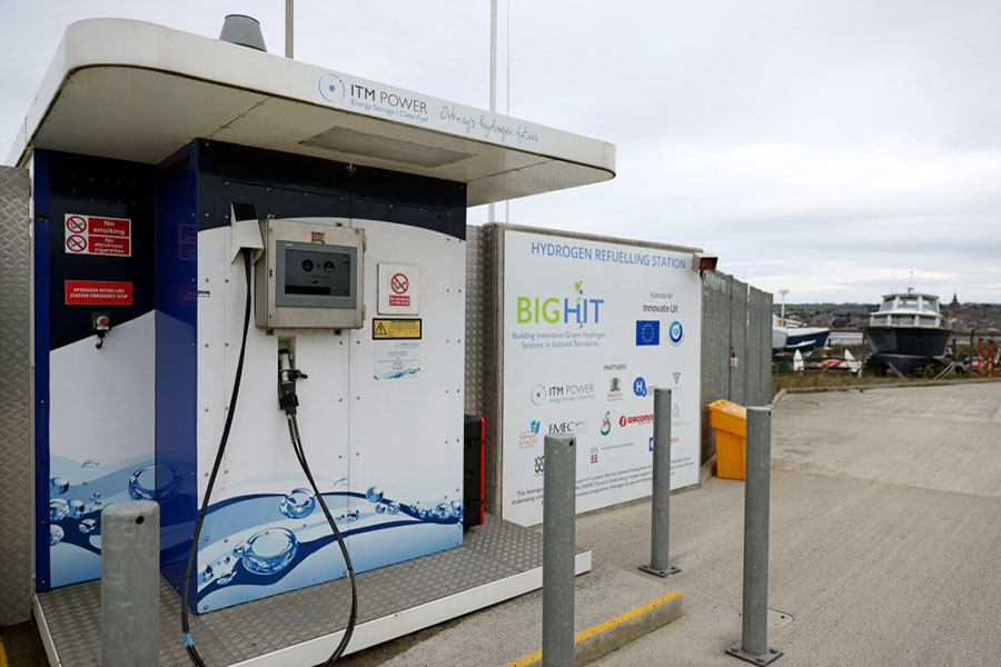 A general view of a hydrogen refuelling station in Kirkwall, Orkney, in the far north of the United Kingdom. Green hydrogen is in sharp focus as governments seek to slash carbon emissions amid record-high temperatures and to safeguard energy supplies hit by the invasion of Ukraine by oil and gas producer Russia. Image: Adrian Dennis/AFP 