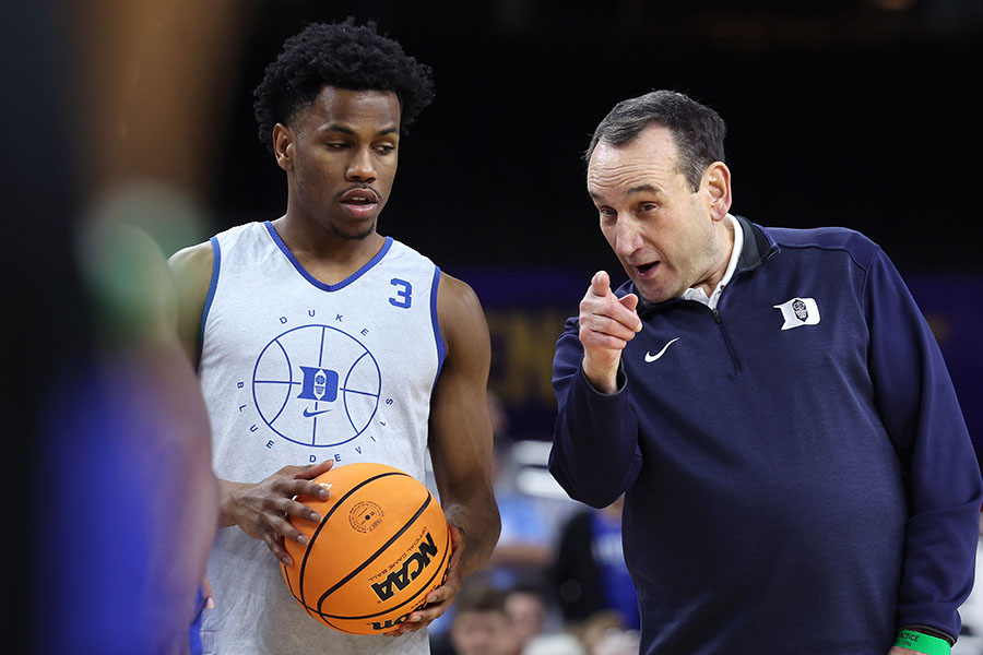 

Mike Krzyzewski(right), Fuqua/Coach K Center on Leadership and Ethics
Image: Jamie Squire/Getty Images