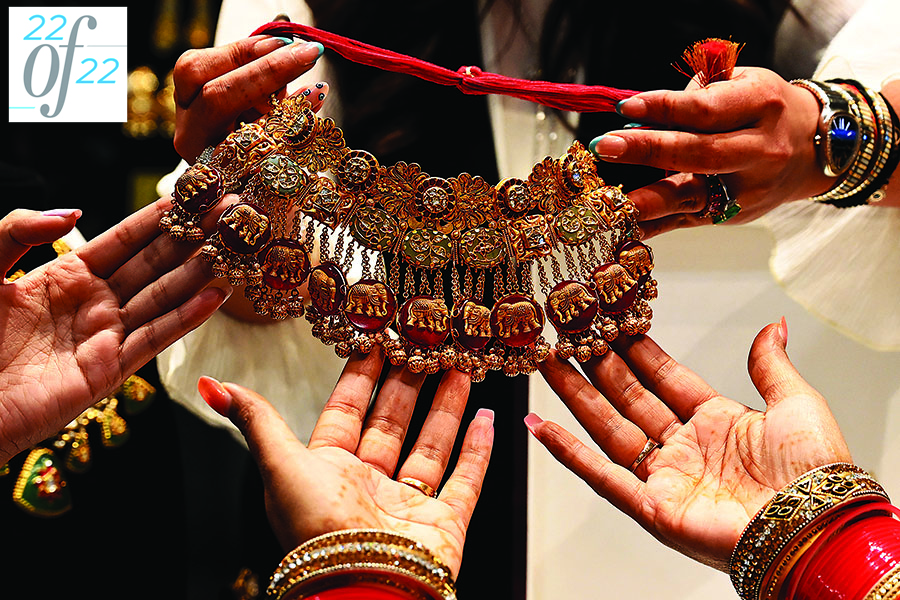 Anecdotal evidence suggests that buying by consumers during Diwali in India, the world’s largest gold jewellery market, was strong
Image: Narinder Nanu / AFP