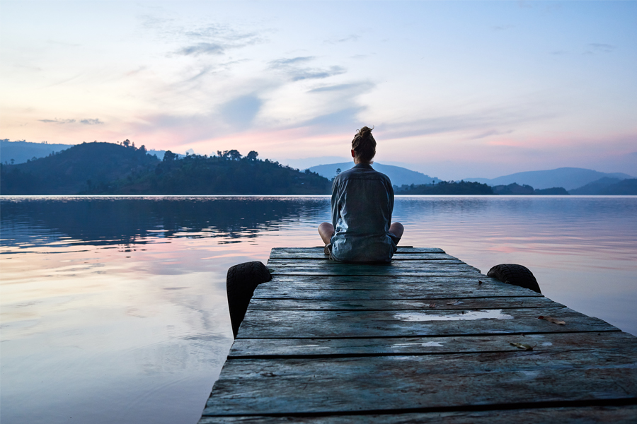 The relationship between happiness and our sense of meaning can change depending on our financial situation.
Image: Shutterstock