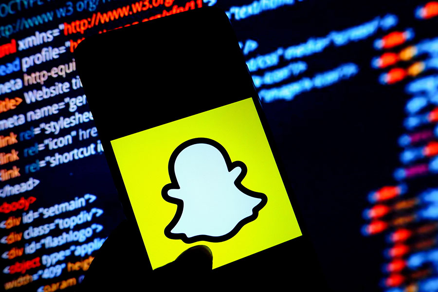 The number of people using Snapchat daily grew 18 percent to 347 million from the same quarter a year ago, Snap reported. Credit: Photo Illustration by Avishek Das/SOPA Images/LightRocket via Getty Images

