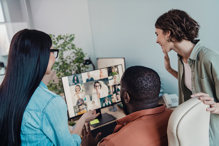 Remote and hybrid teams are also suffering from a lack of social connection and belonging
Image: Shutterstock