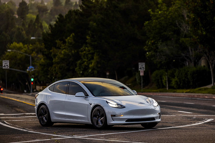 A Tesla Model 3 car on the road in San Diego, Calif. on July 21, 2021. The federal government’s top auto-safety agency is significantly expanding an investigation into Tesla and its Autopilot driver-assistance system to determine if the technology poses a safety risk. (Roger Kisby /The New York Times)