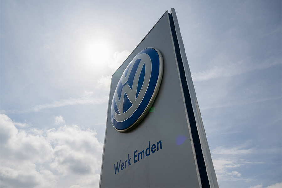 German carmaker Volkswagen faces an audience with Brazilian prosecutors over allegations of human-rights violations.