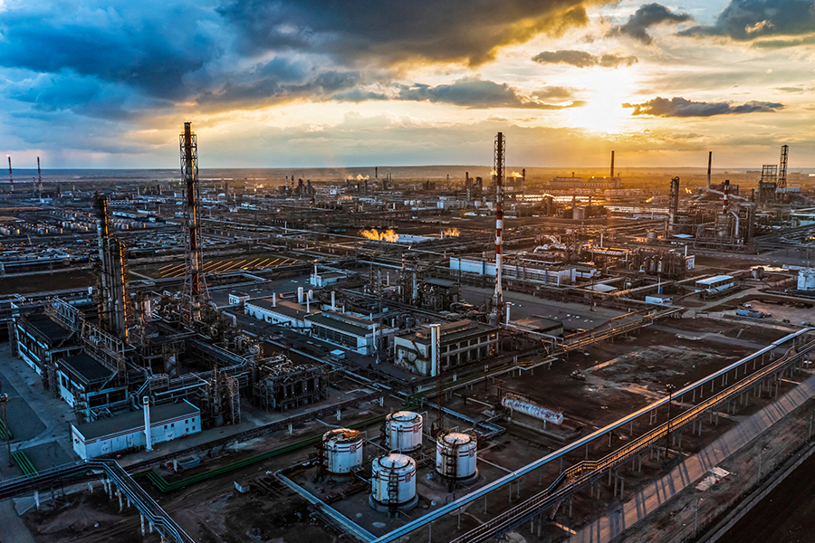 A general view shows the oil refinery of the Lukoil company in Volgograd, Russia April 22, 2022.
Image: REUTERS