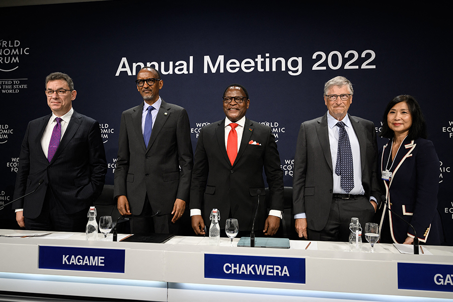 (From L) Pfizer CEO Albert Bourla, Rwanda President Paul Kagame, Malawi’s President Lazarus Chakwera, Philanthropist and co-founder of Microsoft Bill Gates and Pfizer group president Angela Hwang pose after a press conference on the sidelines of the World Economic Forum (WEF) annual meeting in Davos on May 25, 2022. US pharmaceutical giant Pfizer stated it would sell its patented drugs at a not-for-profit basis to the world's poorest countries