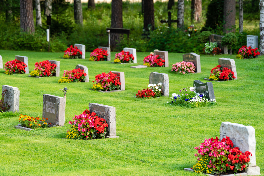 This (r)evolution of funeral customs particularly affects cemeteries, the places of remembrance where some of the great and the good of the last centuries are buried. Image: Shutterstock

