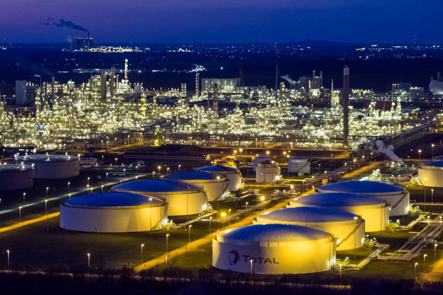 TotalEnergies Leuna oil refinery near Spergau, eastern Germany, on April 19, 2022. Image: Stringer / AFP