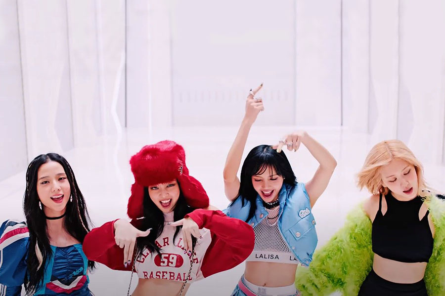 Jisoo, Jennie, Lisa and Rosé from Blackpink are becoming pillars of Korean soft power, like their male counterparts from BTS. Jisoo, Jennie, Lisa and Rosé from Blackpink are becoming pillars of Korean soft power, like their male counterparts from BTS.
Image: Blackpink / YouTube©