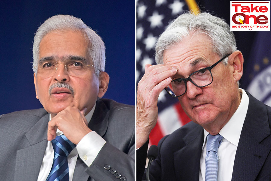 (L) RBI Governor Shaktikanta Das and (R) Jerome Powell, Chairman of the Board of Governors of the Federal Reserve System
Images: Shaktikanta Das: Indranil Aditya/NurPhoto via Getty Images; Jerome Powell: Leah Millis / Reuters