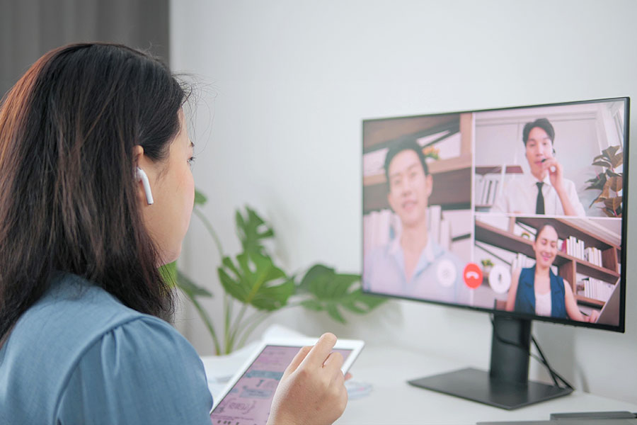 Shifting to a more remote workforce allows organizations to reduce overhead costs and is helpful in recruiting and retaining talent. However, many leaders have limited experience managing remote teams and have struggled to adjust.
Image: Shutterstock