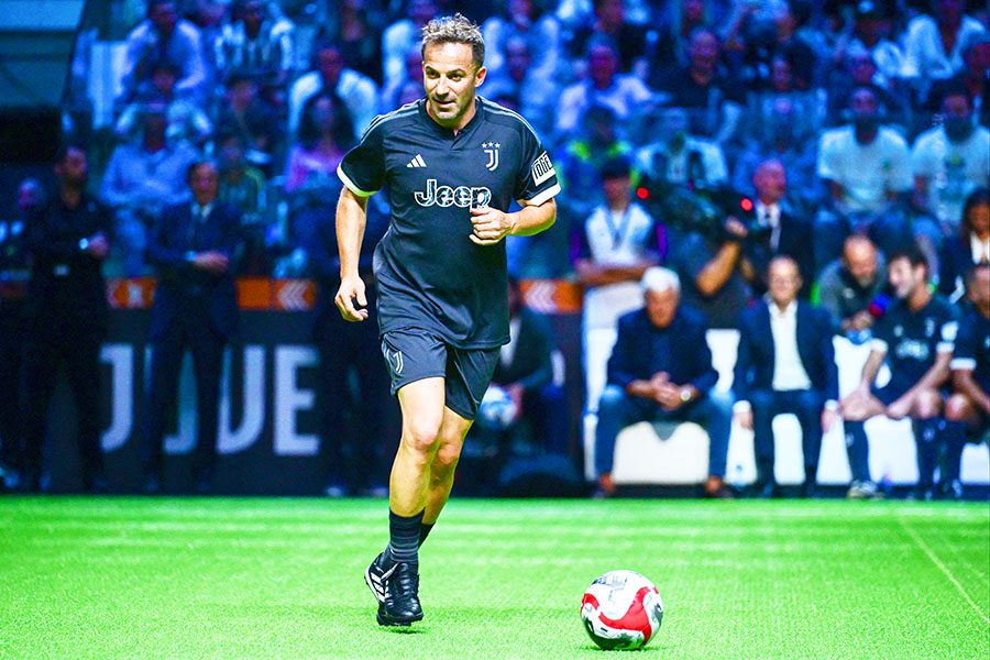 Juventus' former Italian player Alessandro Del Piero plays a football match during the 