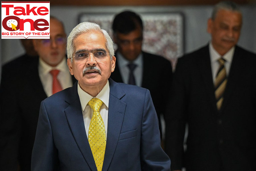 The Reserve Bank of India (RBI) Governor Shaktikanta Das arrives to address a press conference at the RBI head office in Mumbai on February 8, 2023. India's central bank slowed the pace of interest rate hikes on February 8 but warned that core inflation in the world's fifth-biggest economy remained stubbornly high.
Image: Punit Paranjpe / AFP