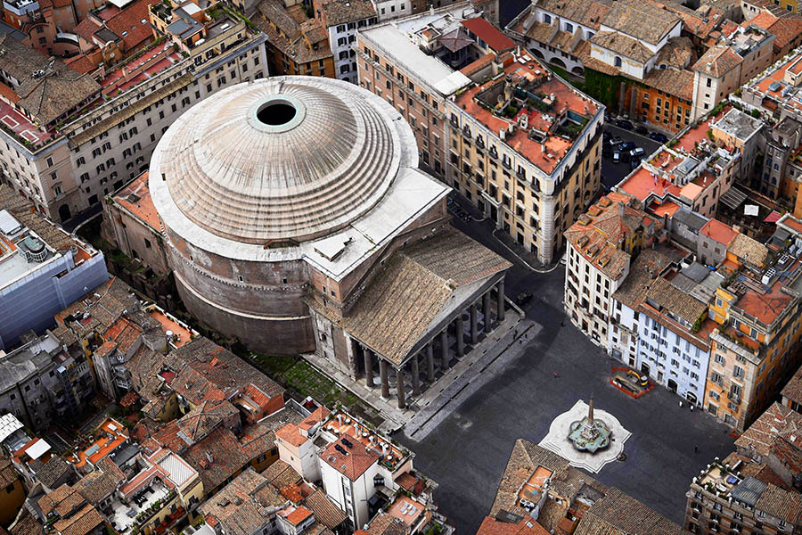 An aerial view of the Piazza del Pantheon in Rome
Image: Filippo Monteforte / AFP 