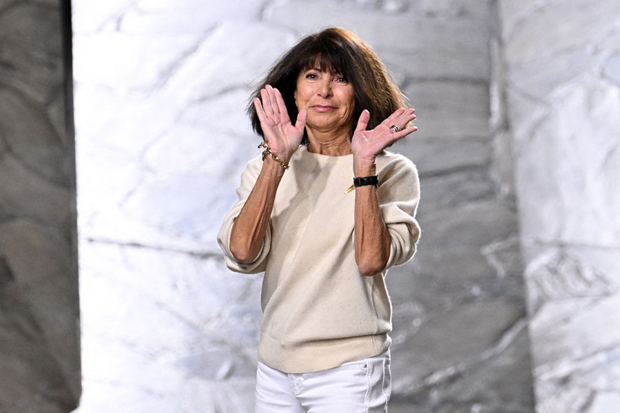 Hermes designer Veronique Nichanian gestures at the end of the Hermes Menswear Ready-to-wear Fall-Winter 2023-2024 collection show at Paris fashion week on January 21, 2023. Image: Emmanuel Dunand / AFP©