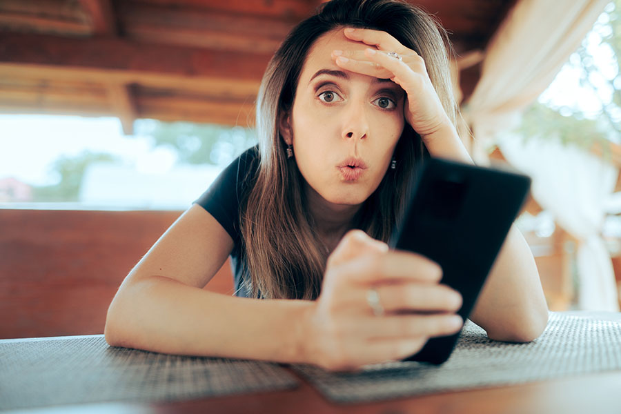 'Gophering' occurs when a dating app match bails out before meeting IRL.
Image: Shutterstock