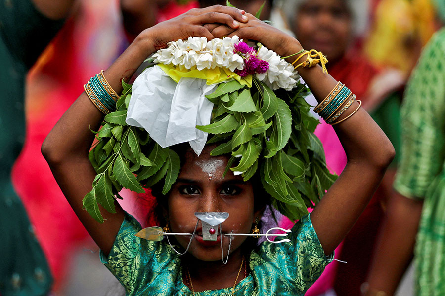 Image: Dinuka Liyanawatte / Reuters