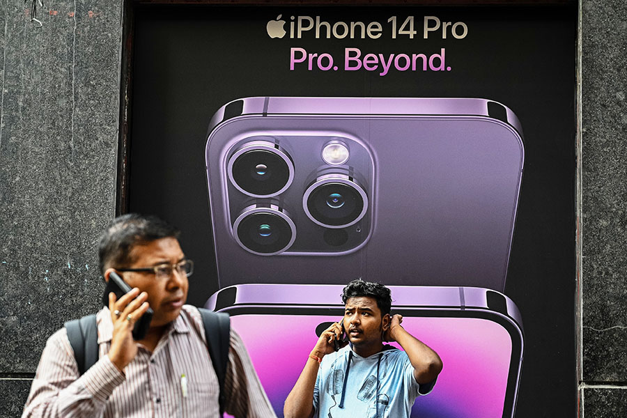 Apple iPhone exports from India hit a record Rs10,000 crore in May.
Image: Sankhadeep Banerjee/NurPhoto via Getty Images