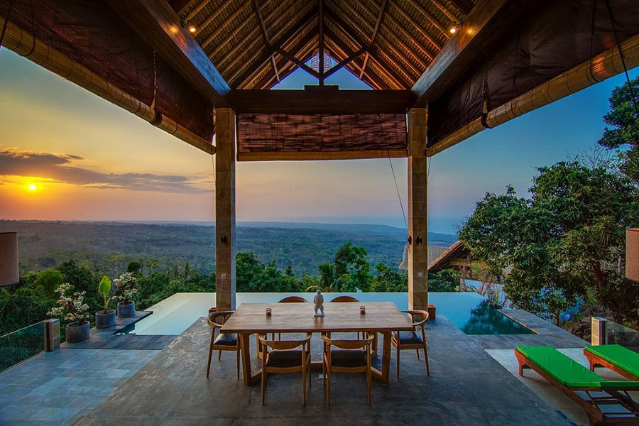 180° view villa, Bali, Indonesia. Image credit: Airbnb
