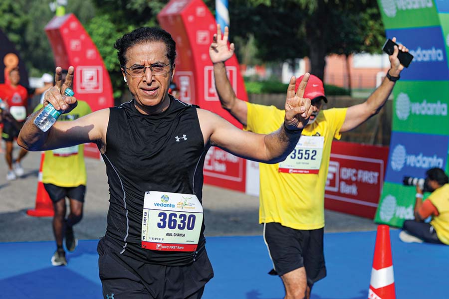 
Anil Chawla of Clix Capital has raised ₹5 lakh by running at the Delhi half marathon
