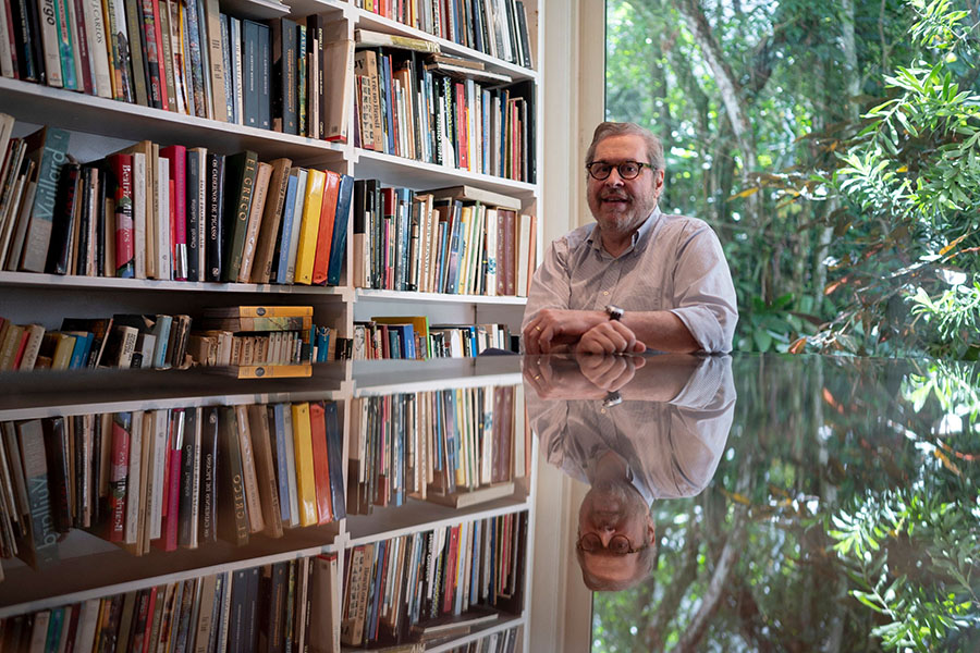 Brazilian art collector and writer Pedro Correa do Lago poses at his house in Rio de Janeiro, Brazil.
Image: Mauro Pimntel/ AFP©