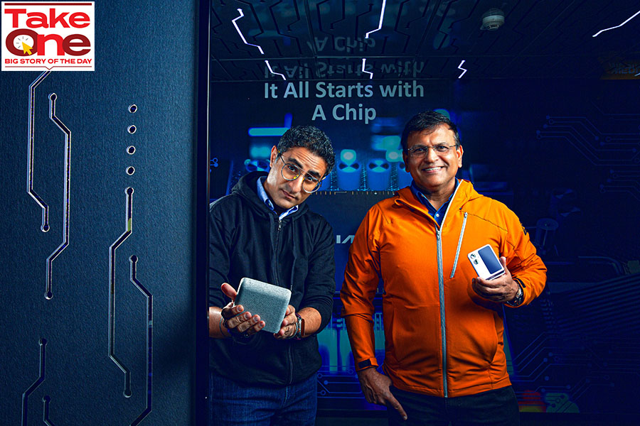 Anku Jain  (right), managing director of MediaTek India and Anuj Sidharth, Deputy Director, Marketing & Corporate Communications, MediaTek India Image: Madhu Kapparath