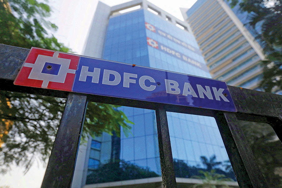 Private sector lender HDFC Bank reported that its consolidated net revenue grew by 114.8 percent to Rs66,317
Image: Shailesh Andrad / Reuters 