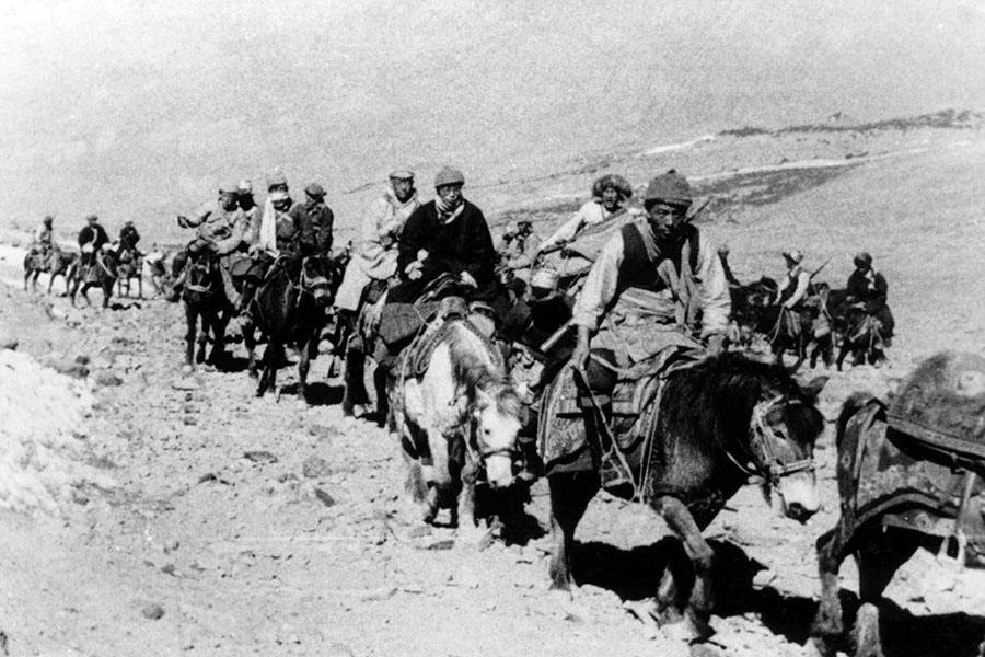 A file photo of the Indian Army at Penga Teng Tso ahead of Tawang, near the Line of Actual Control (LAC), in Arunachal Pradesh in late 2021. Image: Money Sharma/ AFP 