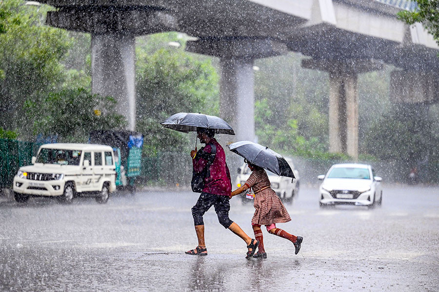 Cumulative pan-India rainfall deficit in the period June 1 to September 17 has reduced to 8 percent, tad better than 10 percent in the previous week
Image: Sanchit Khanna/Hindustan Times via Getty Images