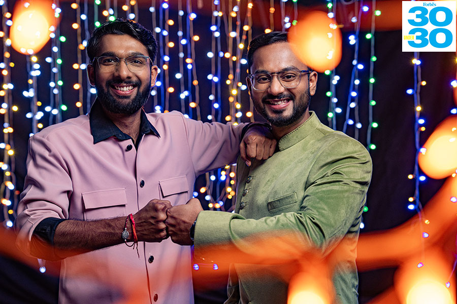 (From left) Arvind Bhardwaj and Anupam Kumar are creating a value chain to enable a circular battery economy
Image: Selvaprakash Lakshmanan For Forbes India
Outfit: Samyakk And Y S Merak; Styled By: Esha Kothari; Assistant Stylist: Kaveri Halder; Hair And Make Up: Krishnastudio