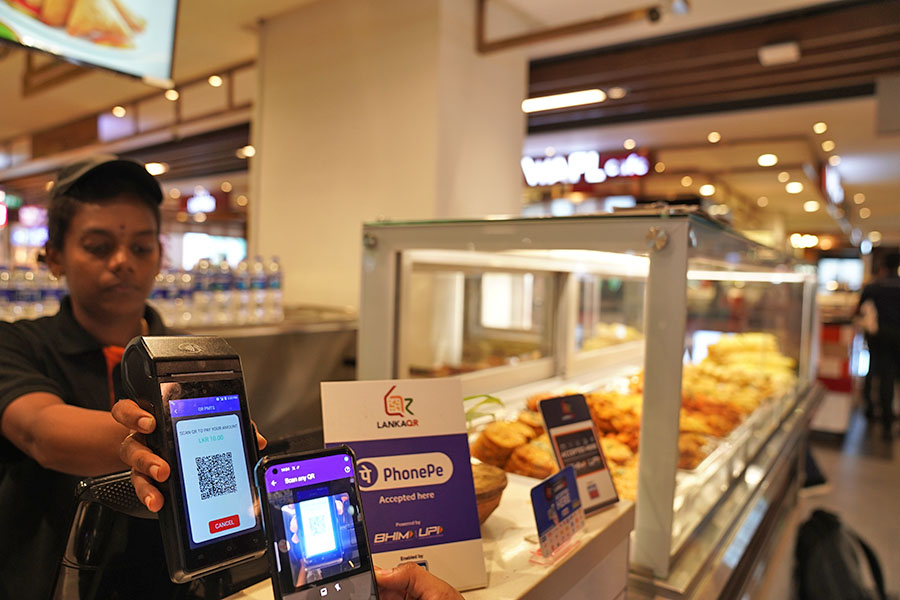 Calton café in One Galle Face Mall in Colombo accepts UPI payment via PhonePe. Image: Mexy Xavier