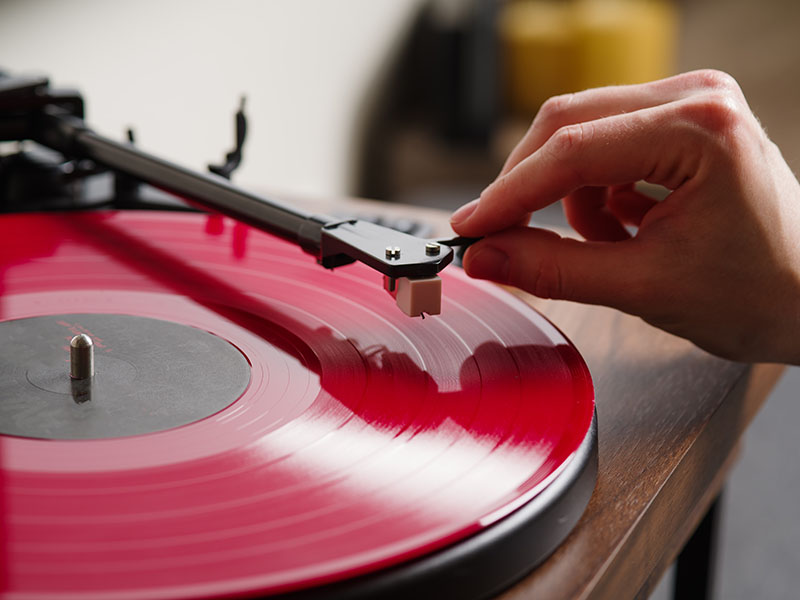 What's the carbon footprint of a vinyl record?